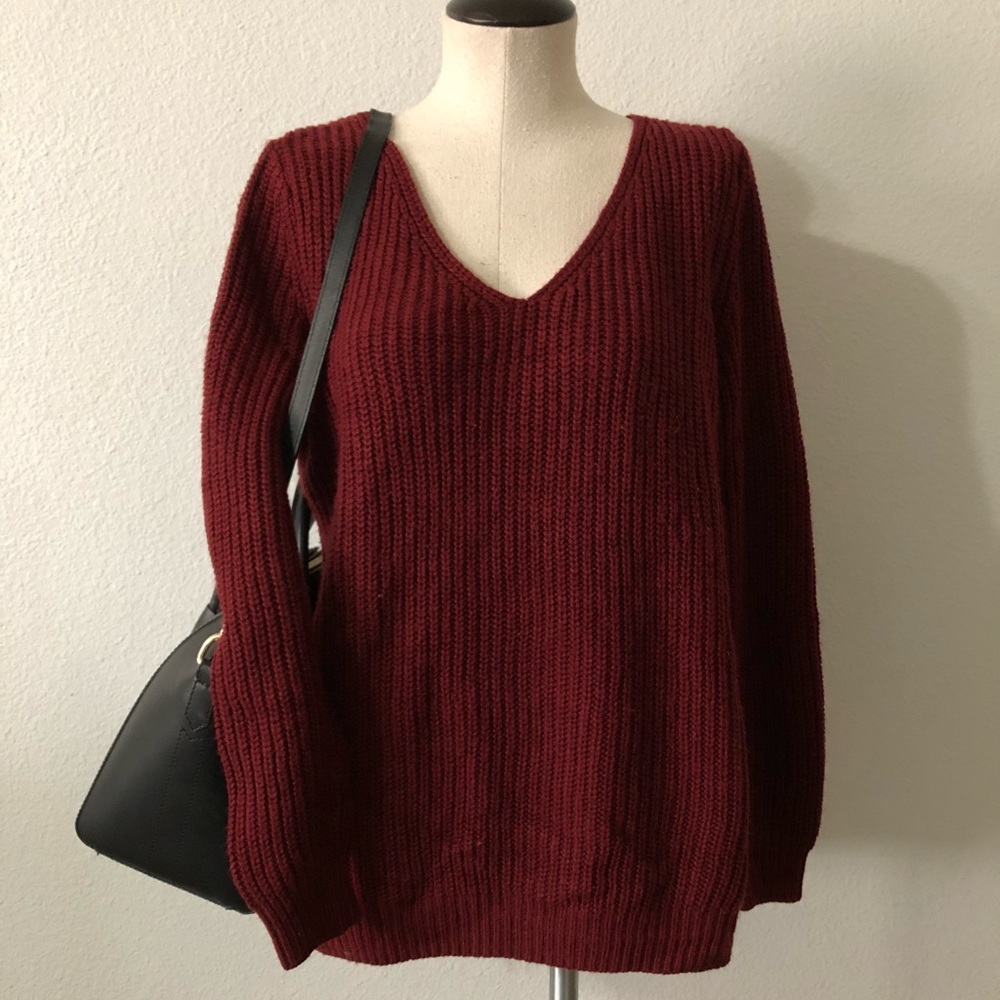 Maroon sweater